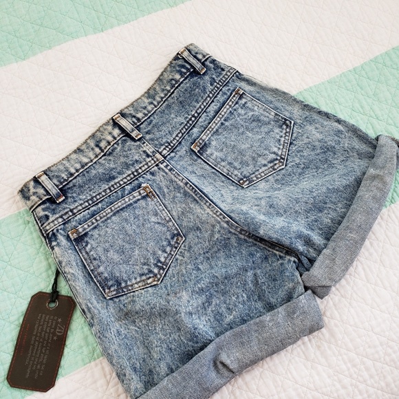 Jean shorts - Picture 2 of 4